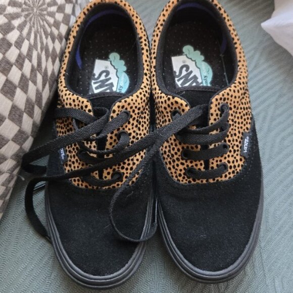 Vans Comfy Cush Tiny Cheetah Print Sneakers -  Women's size 6 (Men's 4.5) - Picture 4 of 4